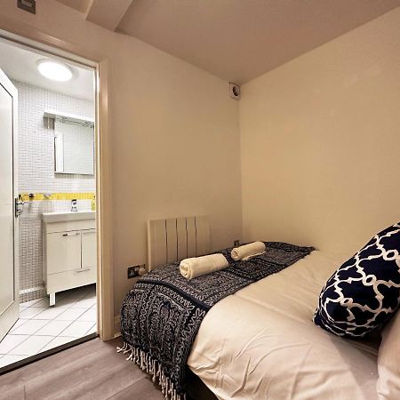 Chic Apartment In Mayfair Londra Exterior foto
